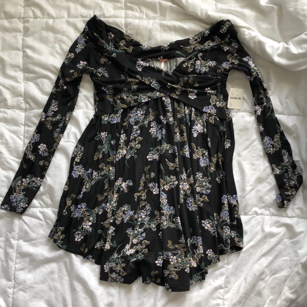 Free People off the shoulder printed top